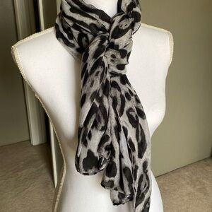 Black and Gray Cheetah Print Scarf